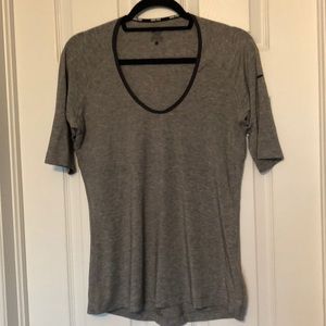 Nike Pro stretchy workout tee, large